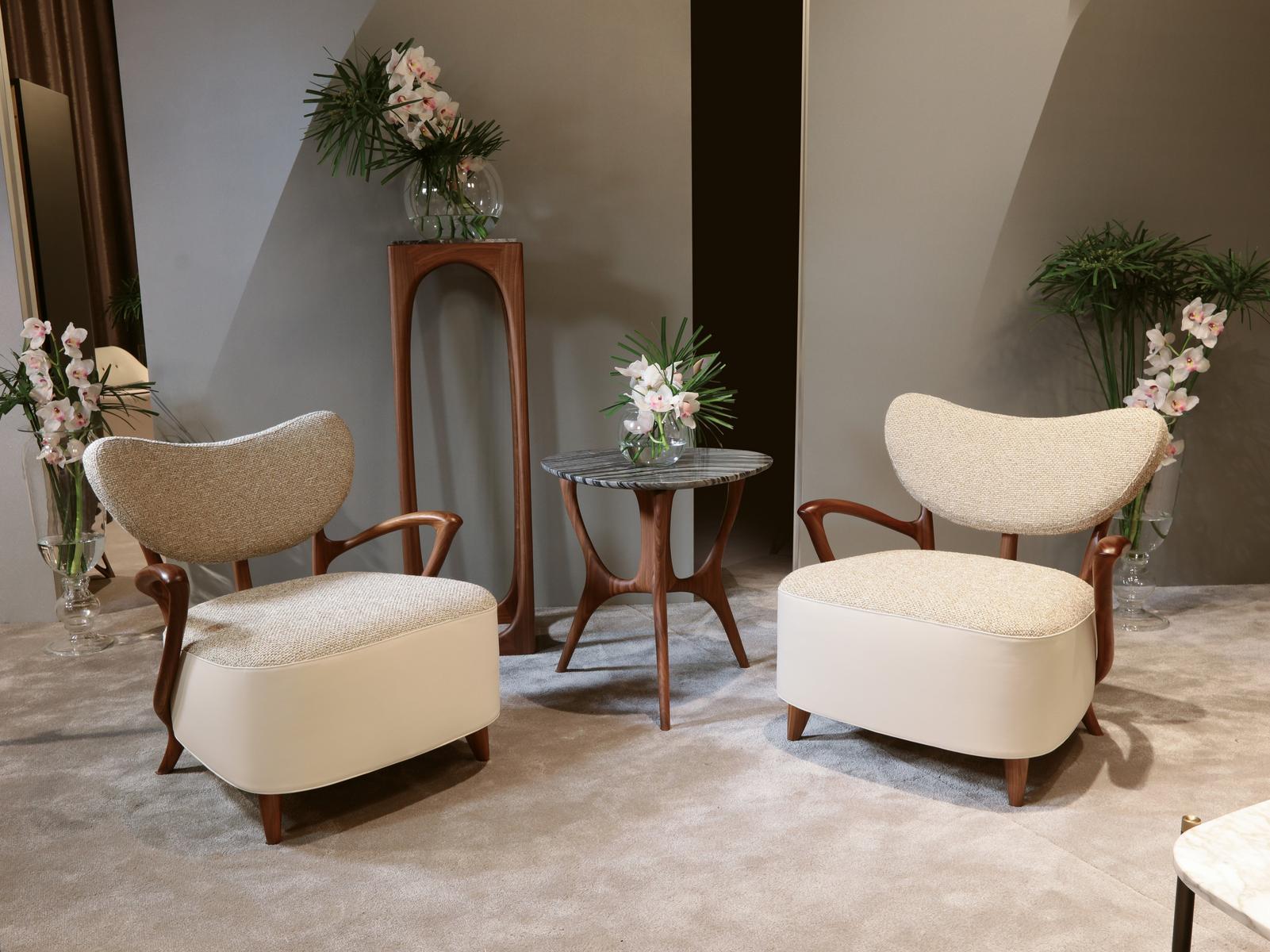 TEIA Upholstered fabric easy chair with armrests