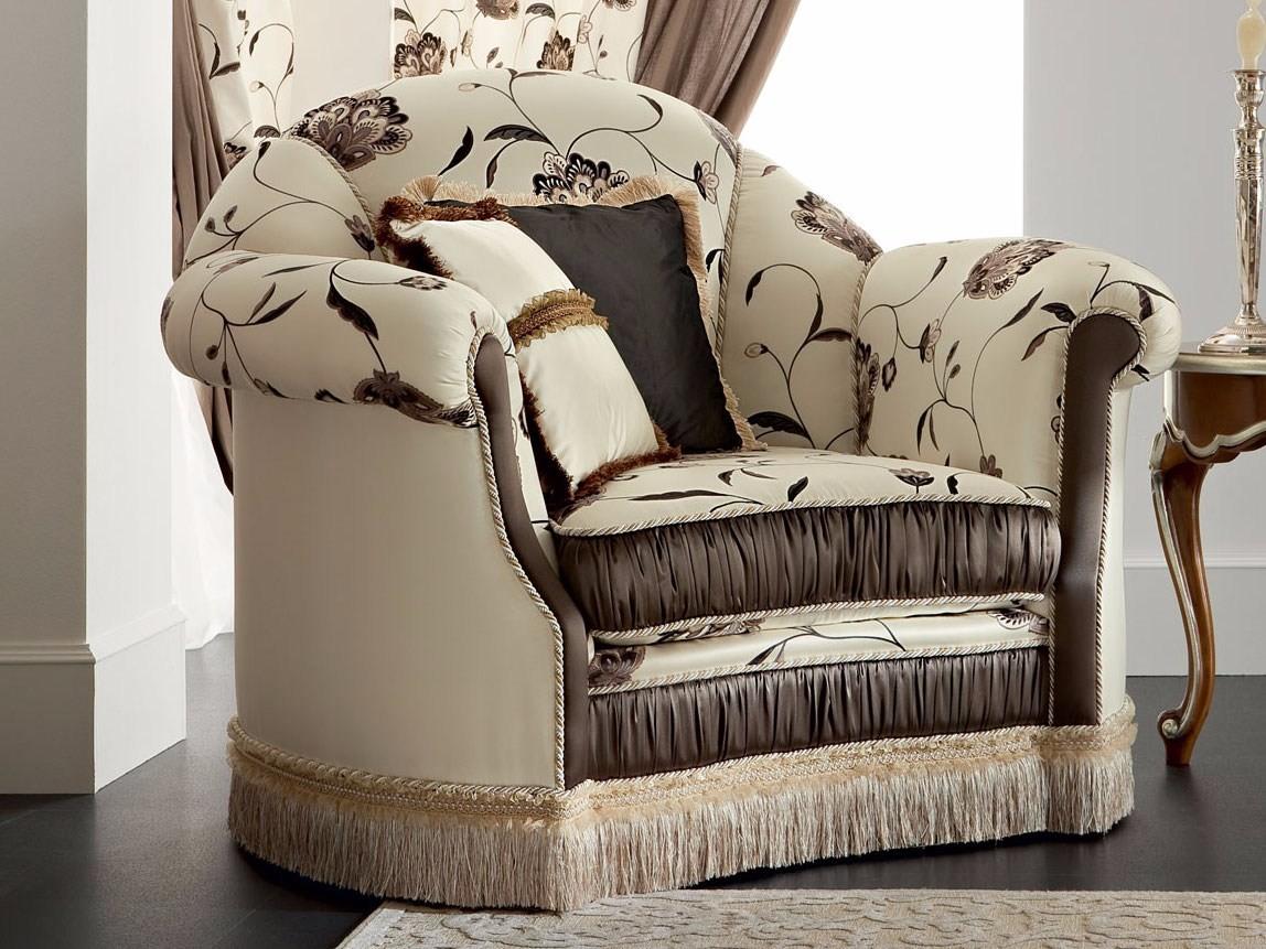 13404 Baroque upholstered fabric armchair with armrests