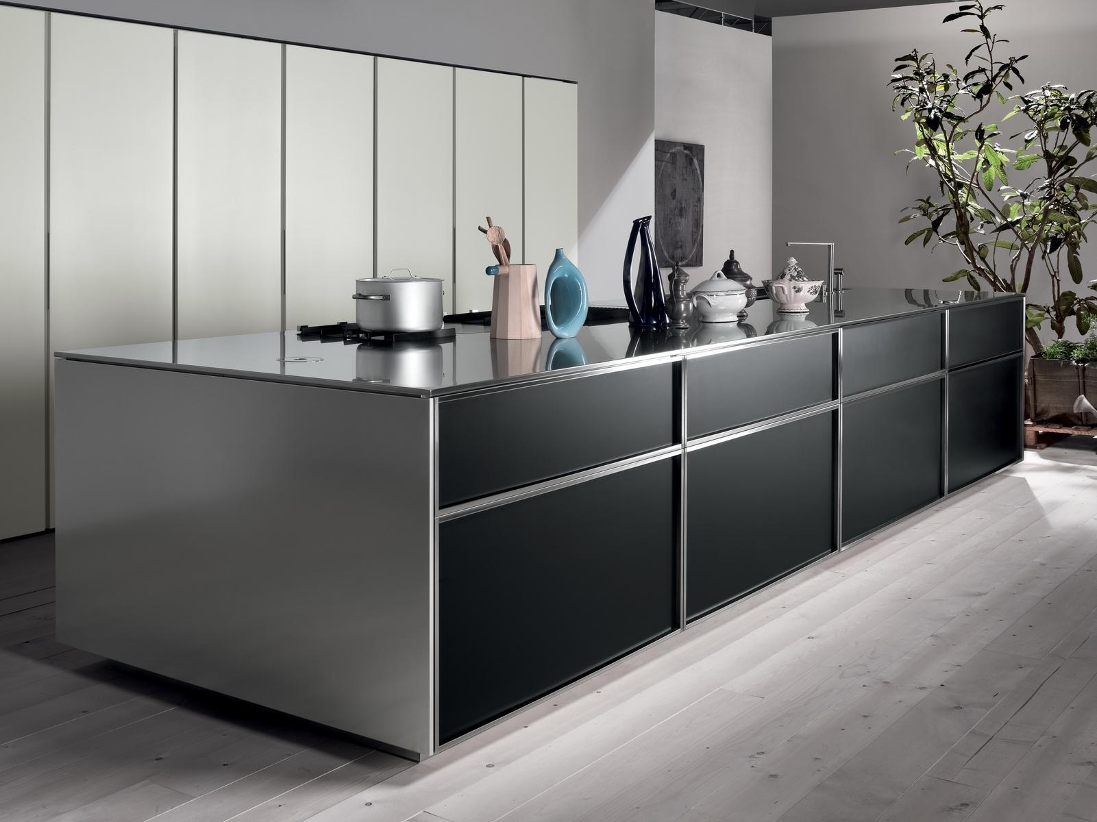 TK38 Fitted kitchen