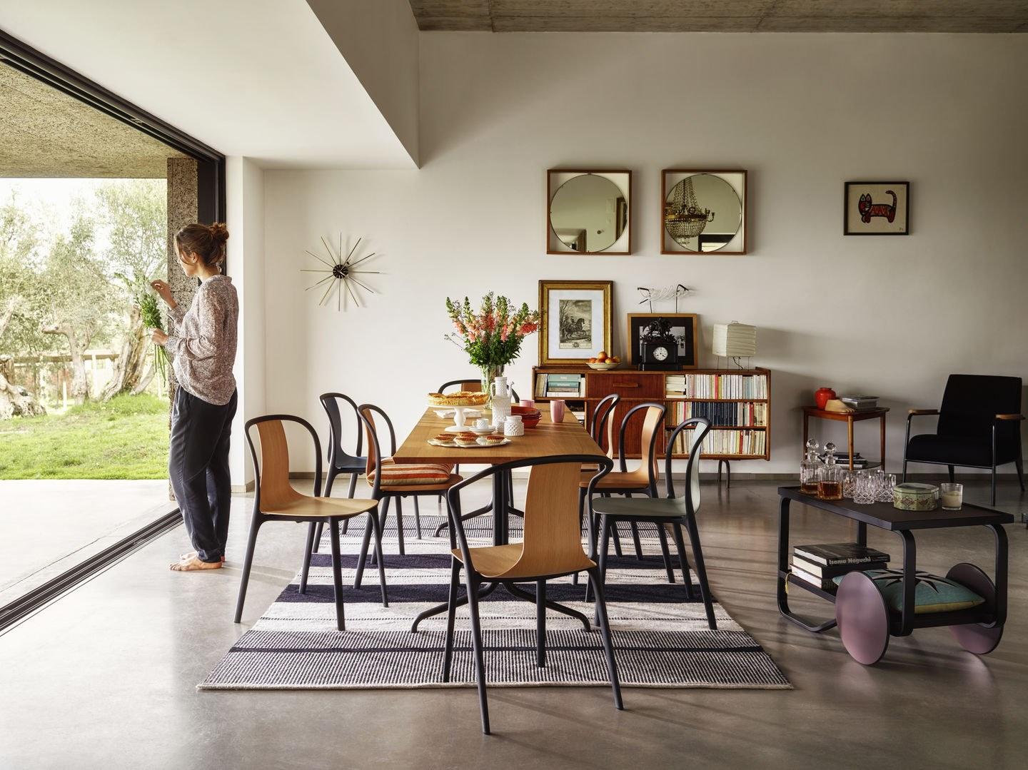 BELLEVILLE Rectangular steel and wood table