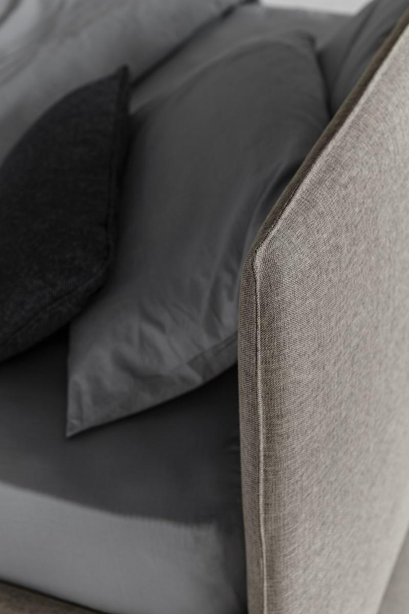 GAYA PLANE Upholstered storage bed