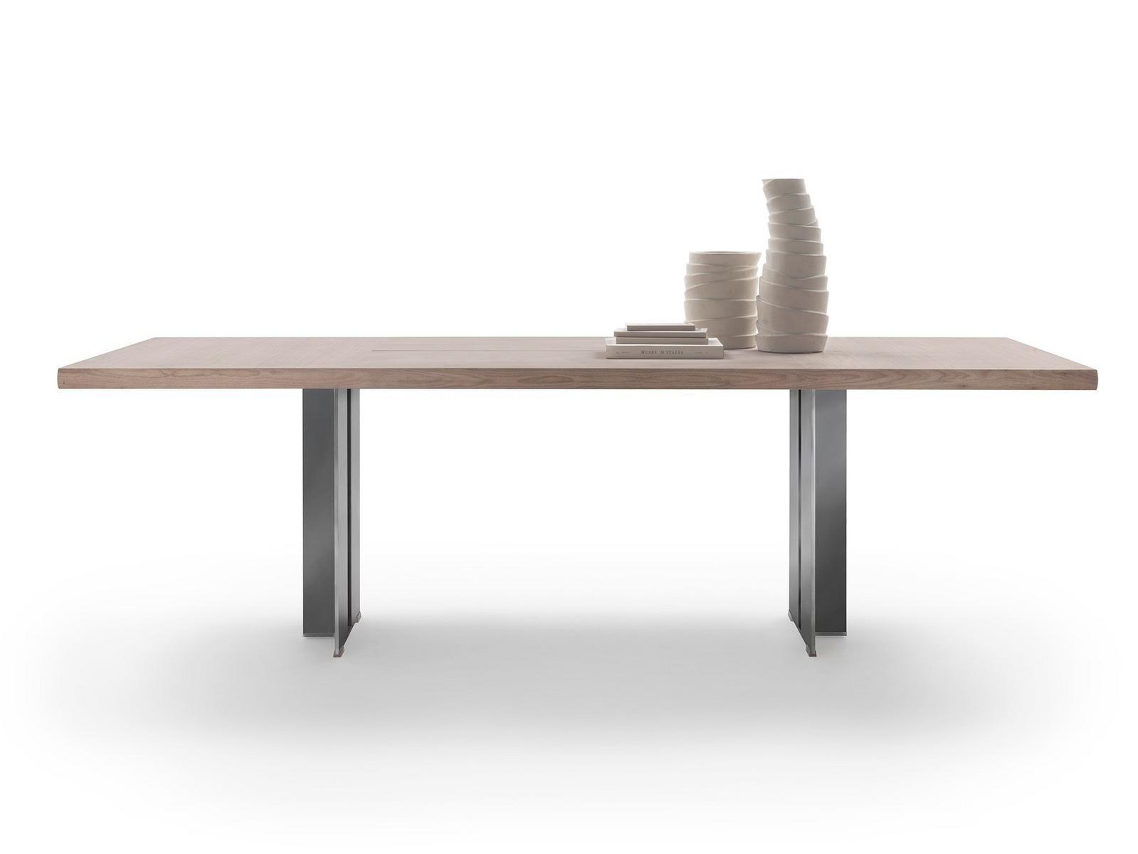SPELLO Rectangular wooden table
