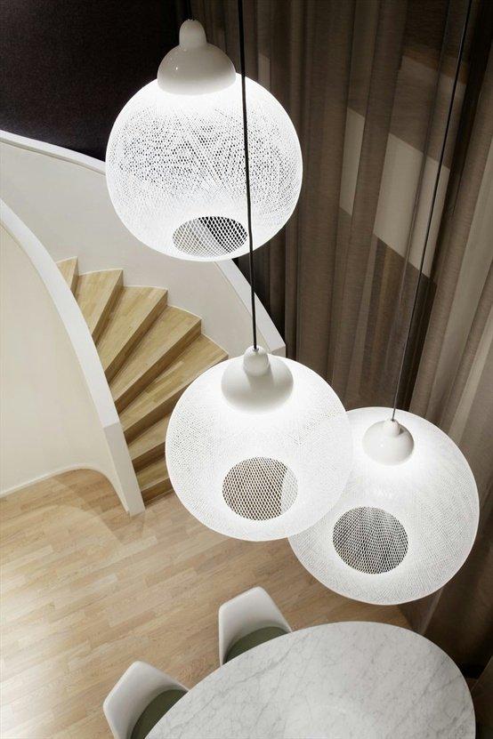 NON RANDOM Glass-fibre pendant lamp