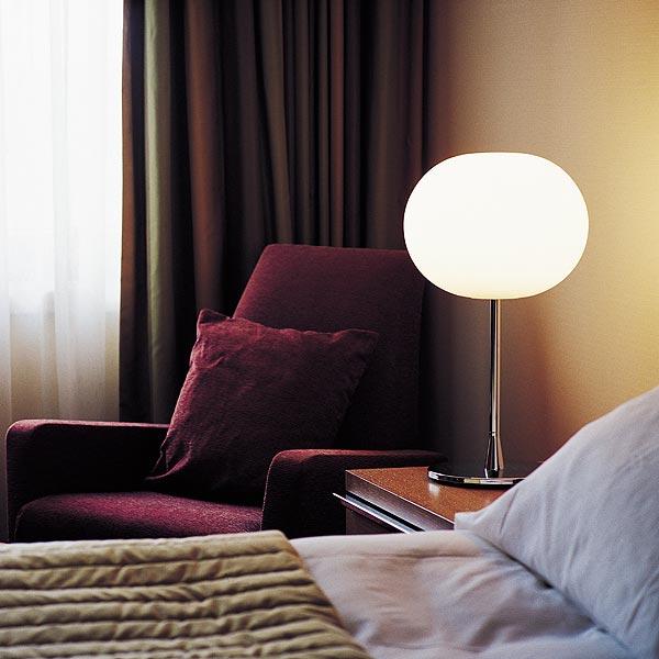 GLO-BALL T Table lamp
