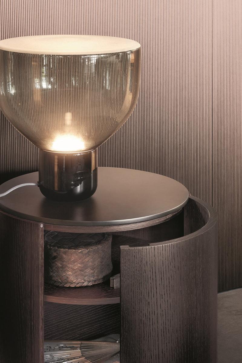 TOP Round bedside table