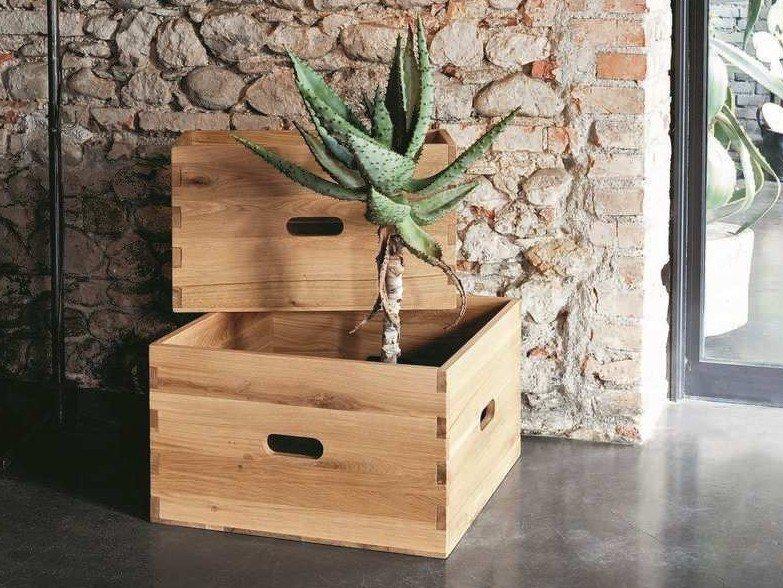 WOOD Rectangular oak coffee table for living room