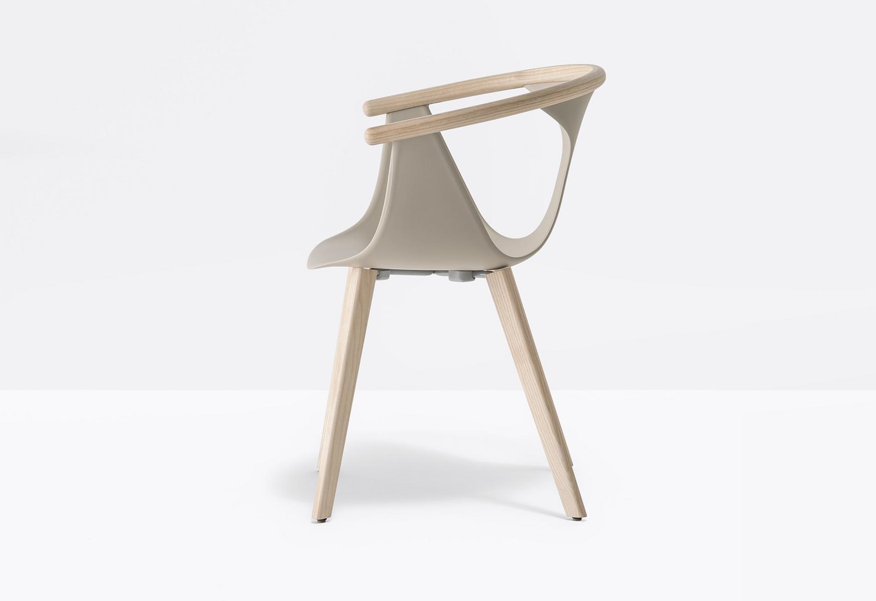 FOX 3725 Stackable polypropylene chair with armrests