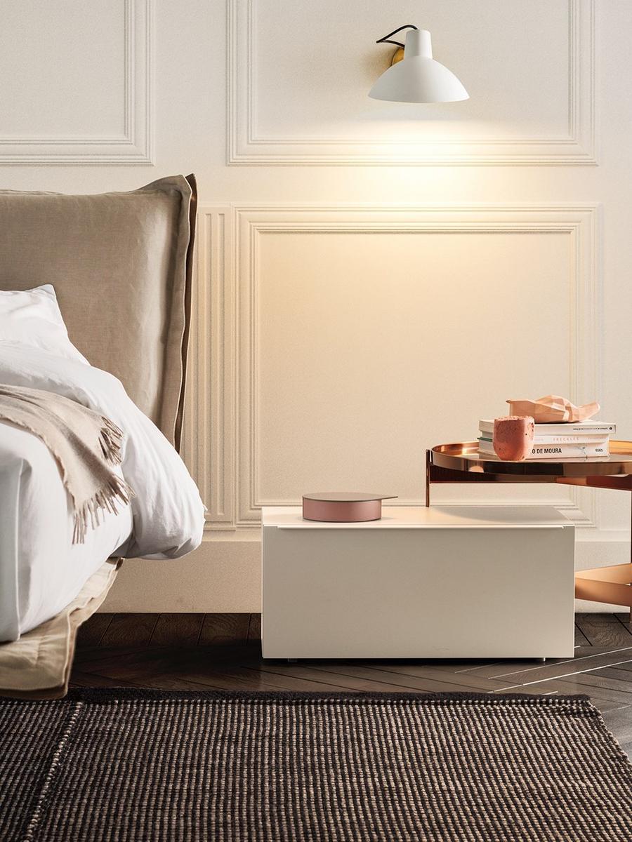 SPAZIO Rectangular wooden bedside table