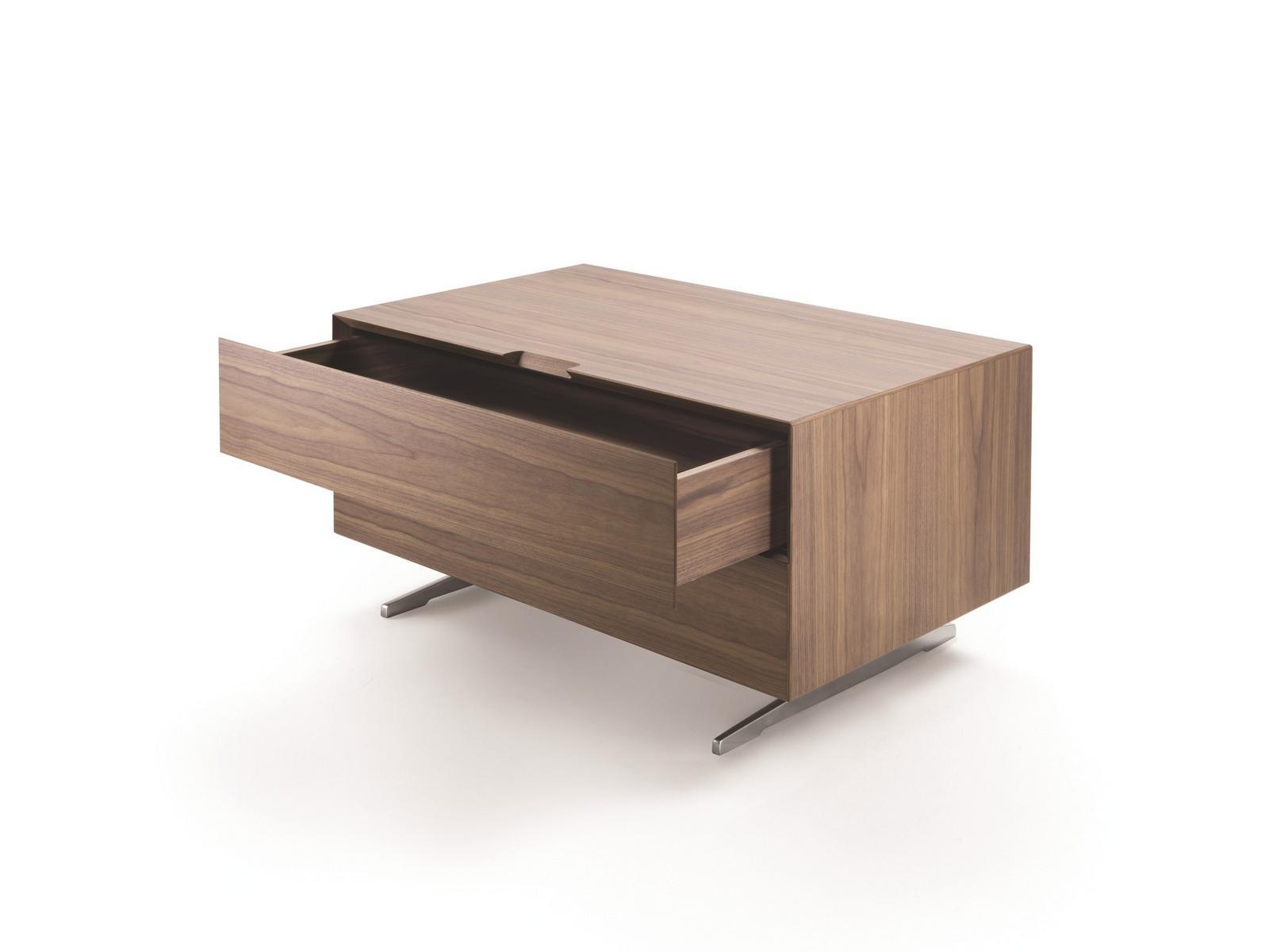 PIUMA Rectangular walnut bedside table with drawers