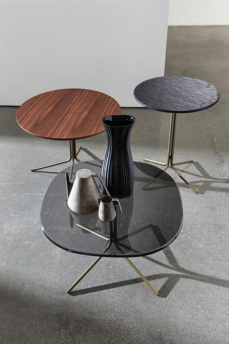 GENIUS Round wooden coffee table