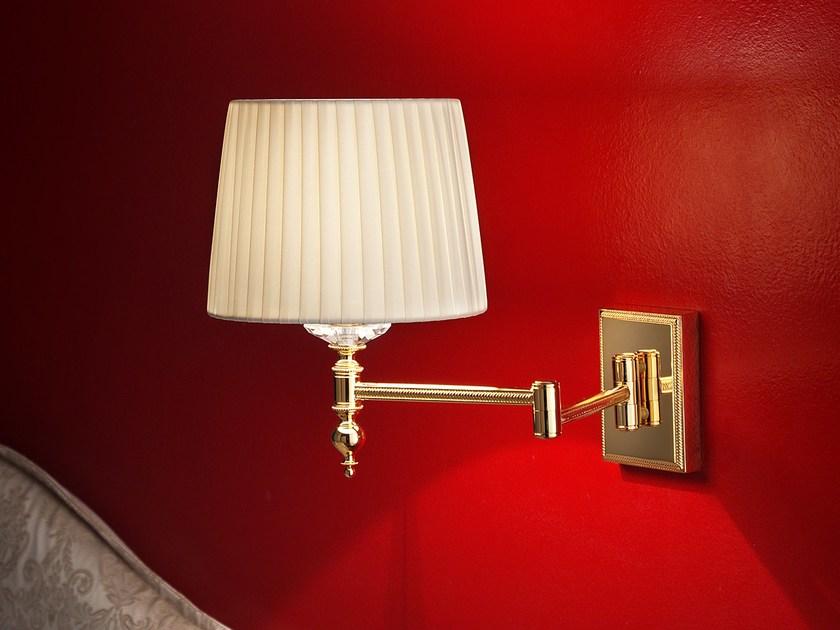 BRASS & SPOTS VE 1091 A1 Incandescent brass wall lamp