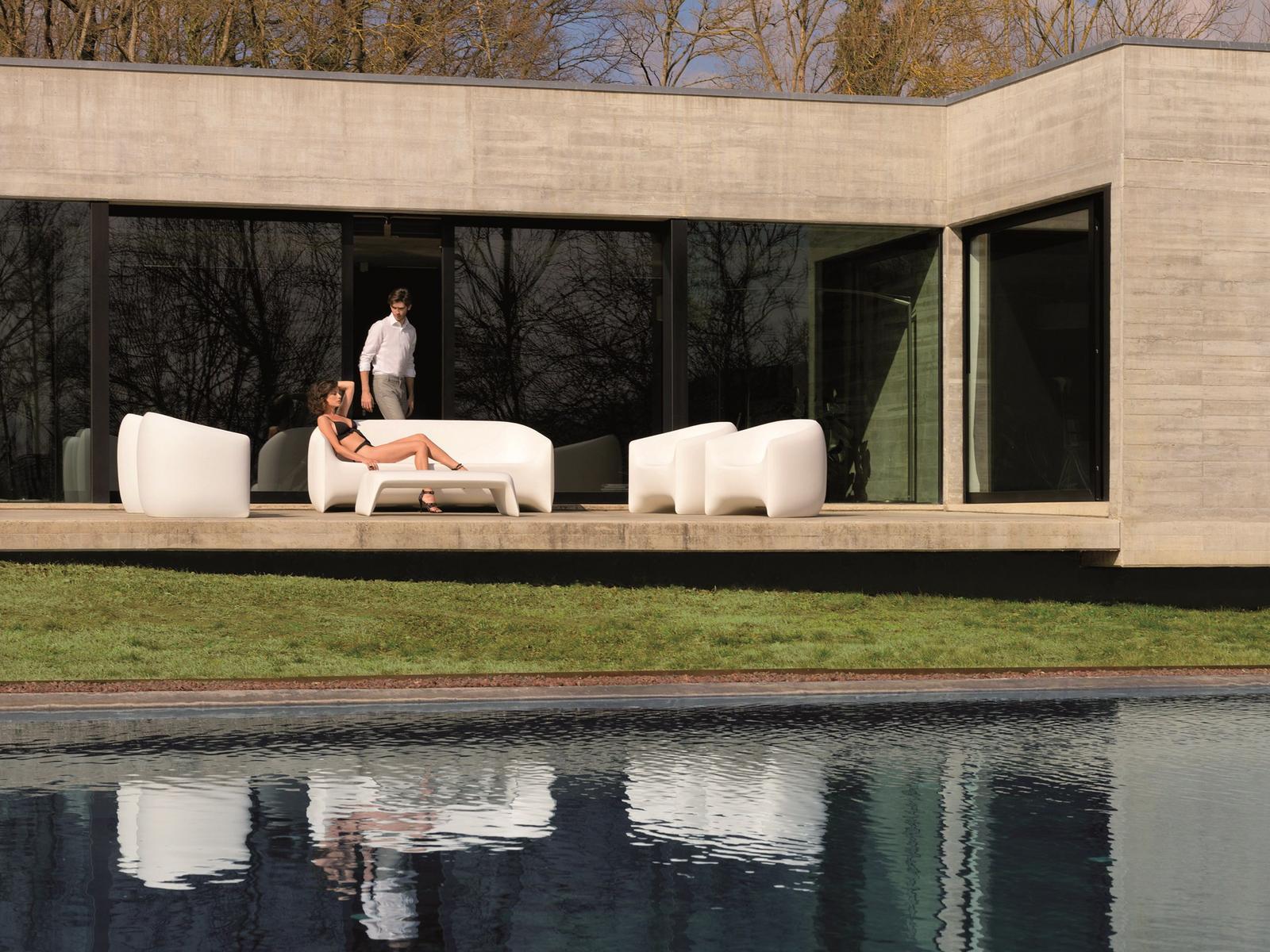 BLOW Garden armchair