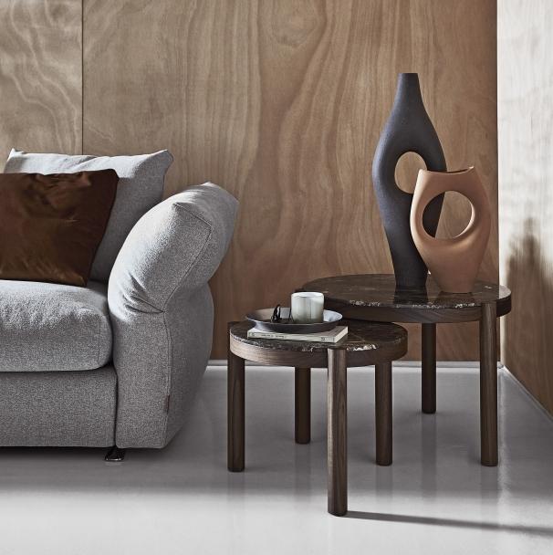 GUSTAV Round marble coffee table