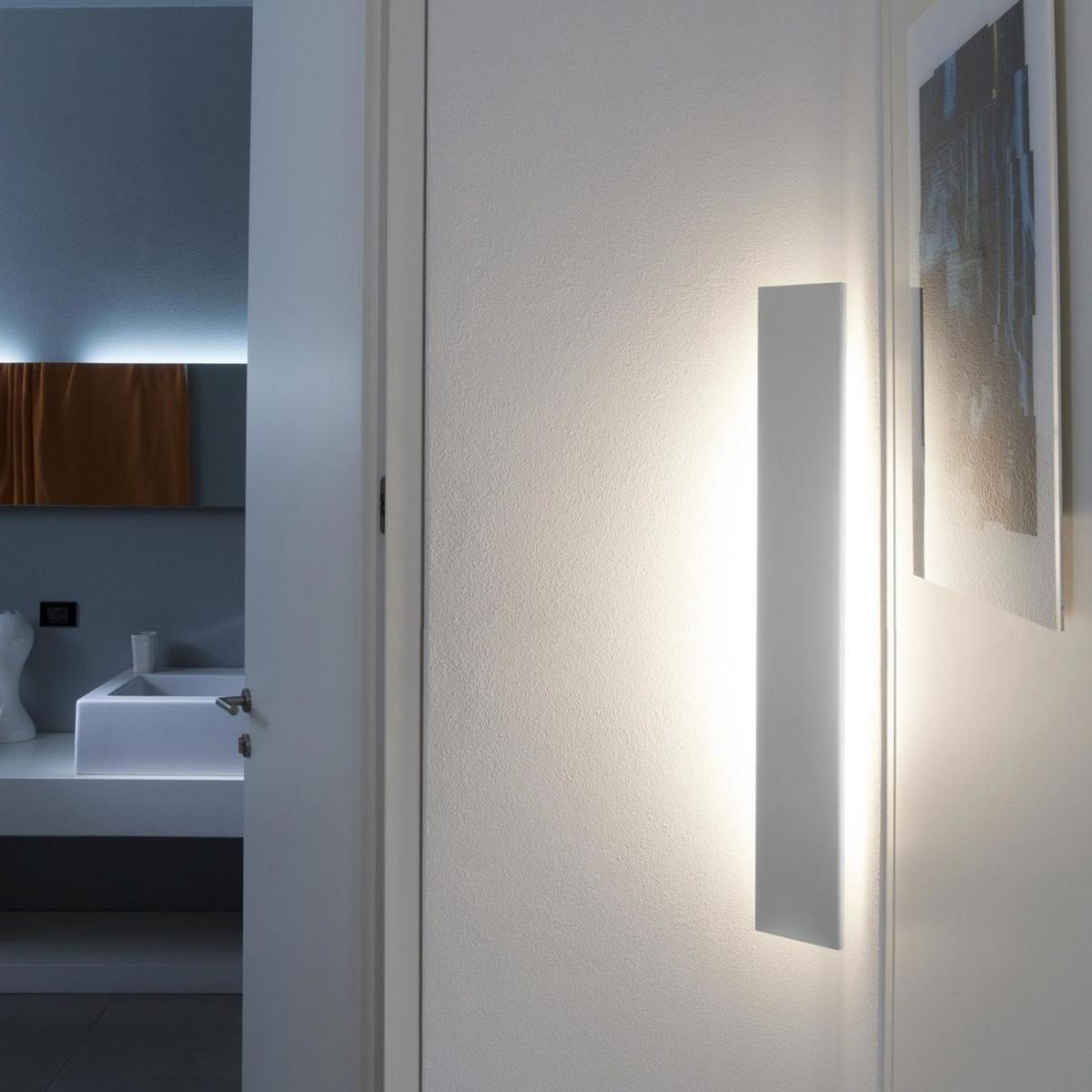 MEZZO ANGOLO LED aluminium wall lamp