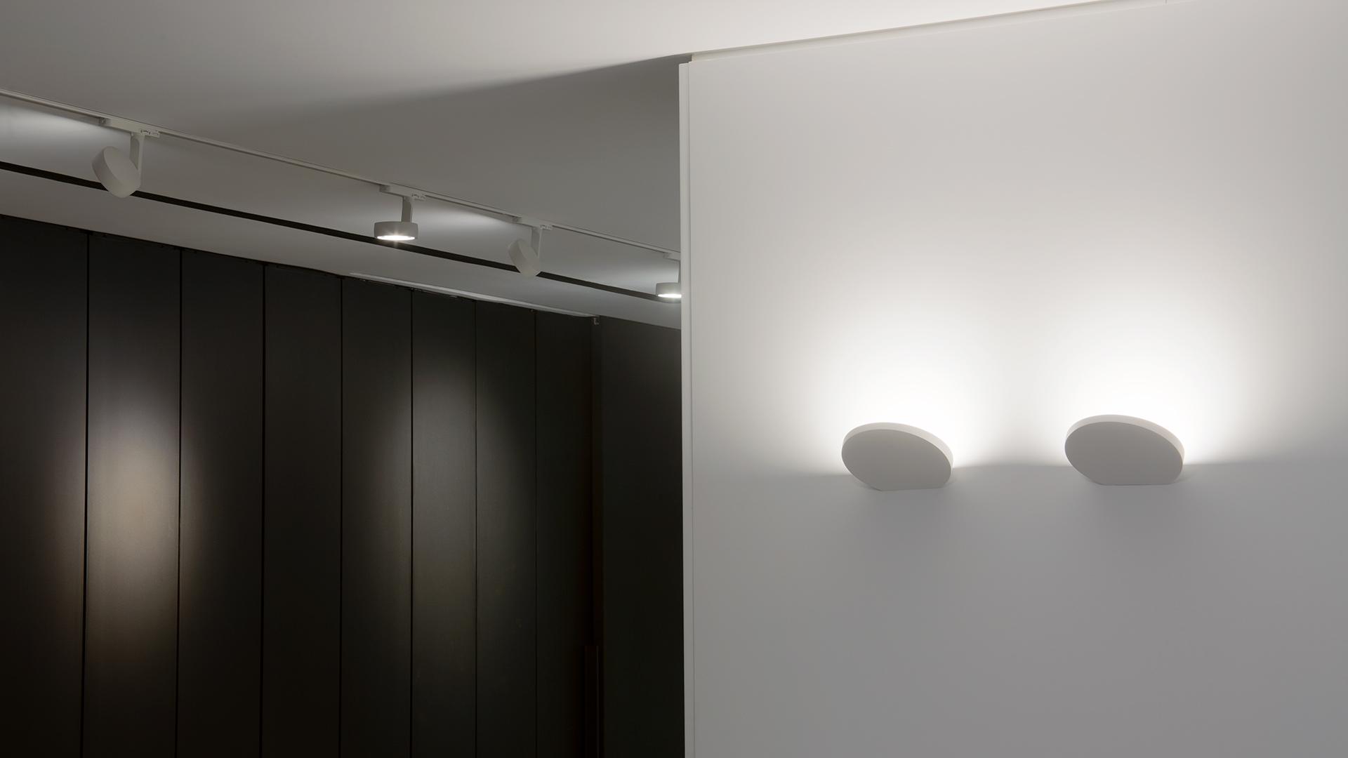 FLAP LED indirect light aluminium wall light