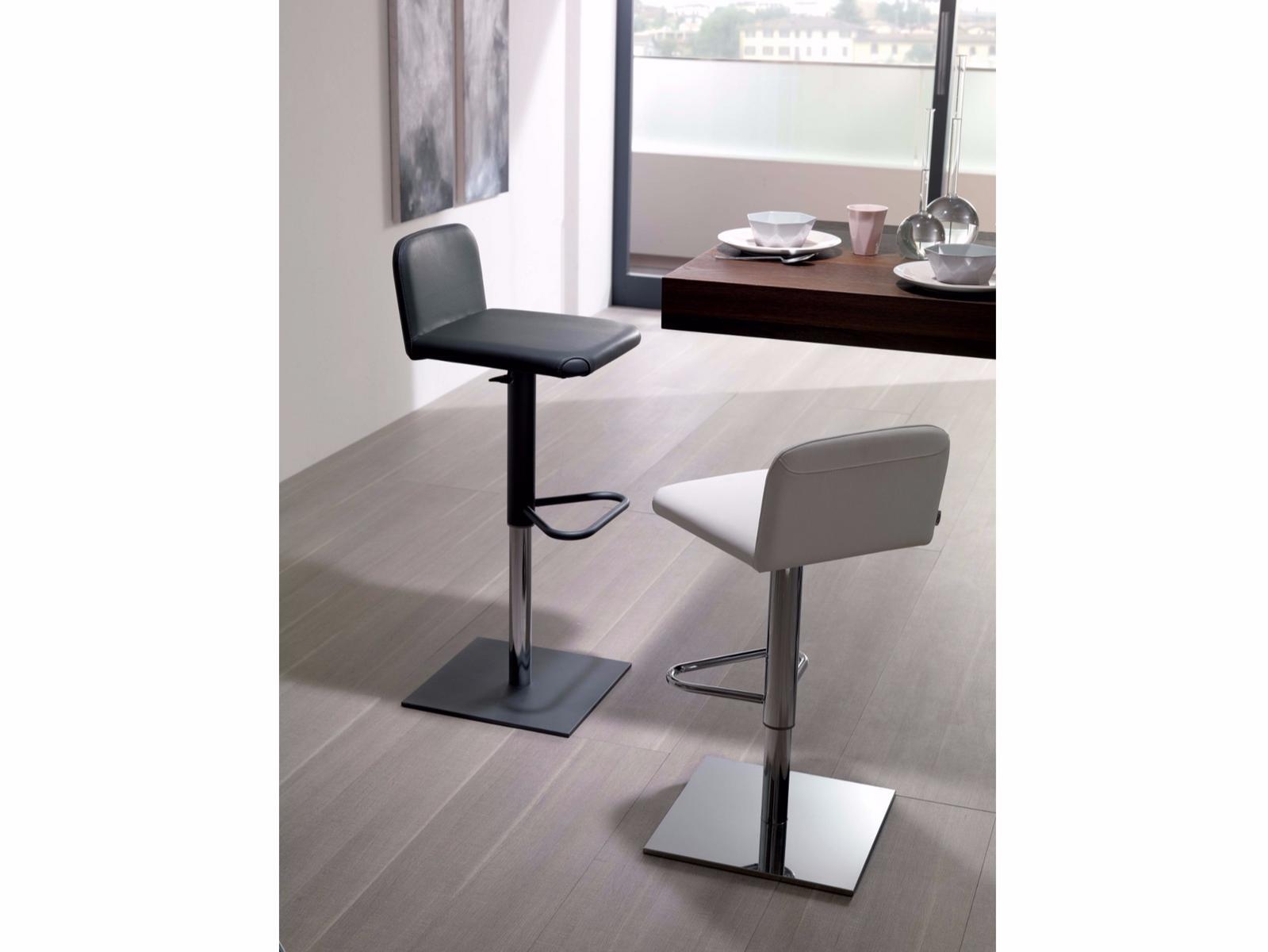 LUNETTE Upholstered leather stool with gas lift