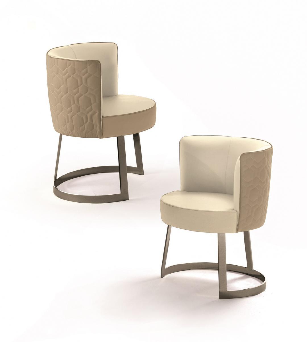 CLOÉ Leather easy chair