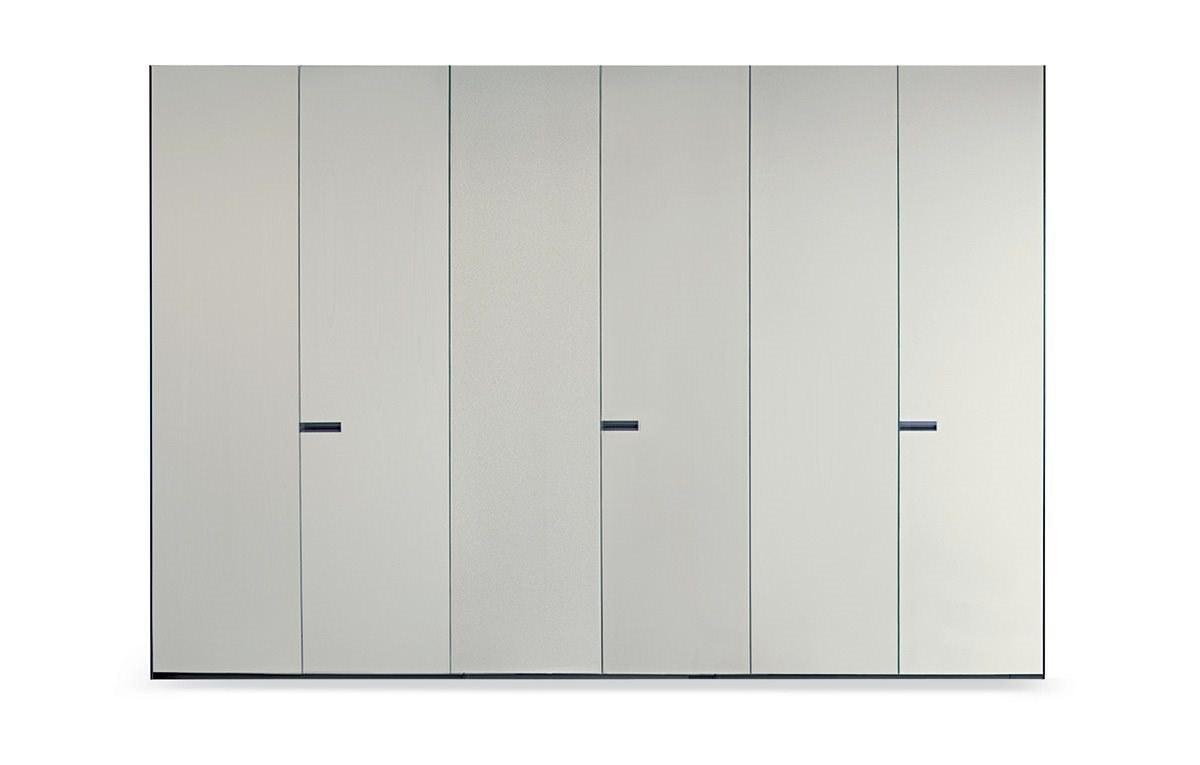 GRAFFITI Wooden wardrobe