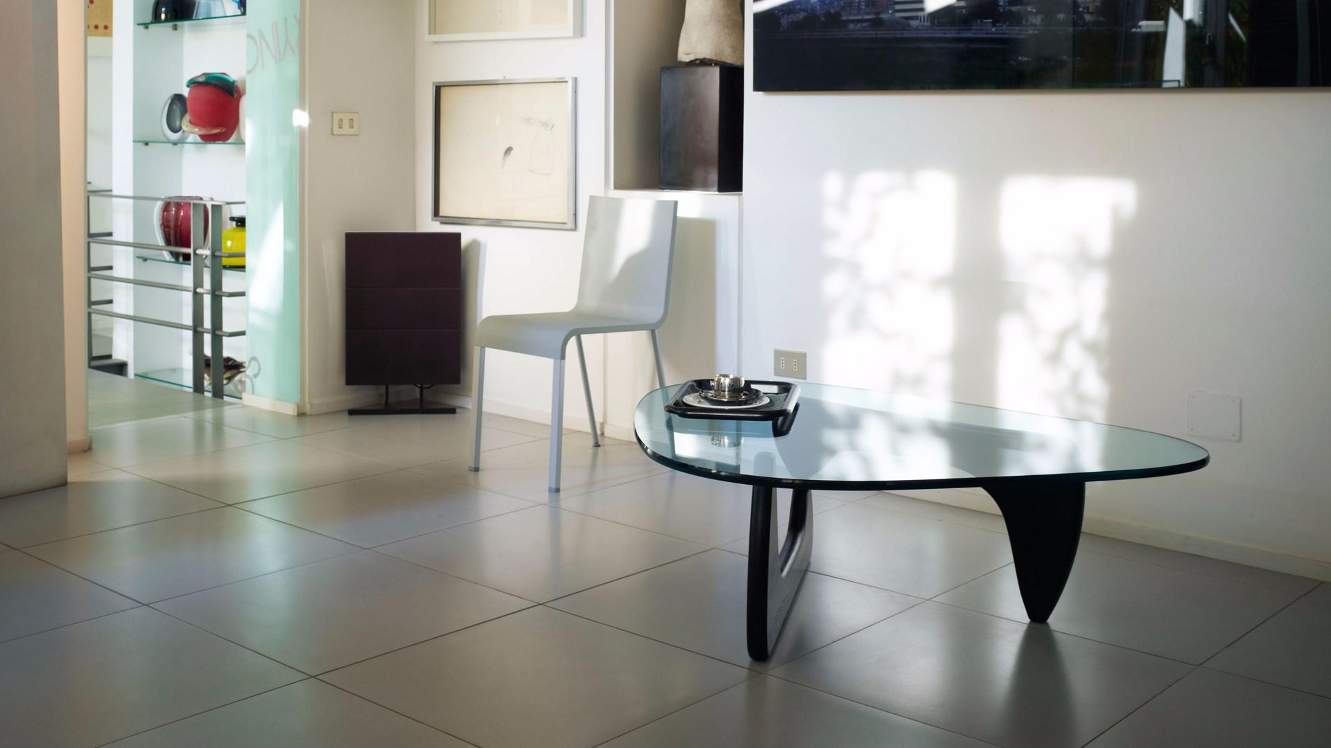 NOGUCHI Wood and glass coffee table