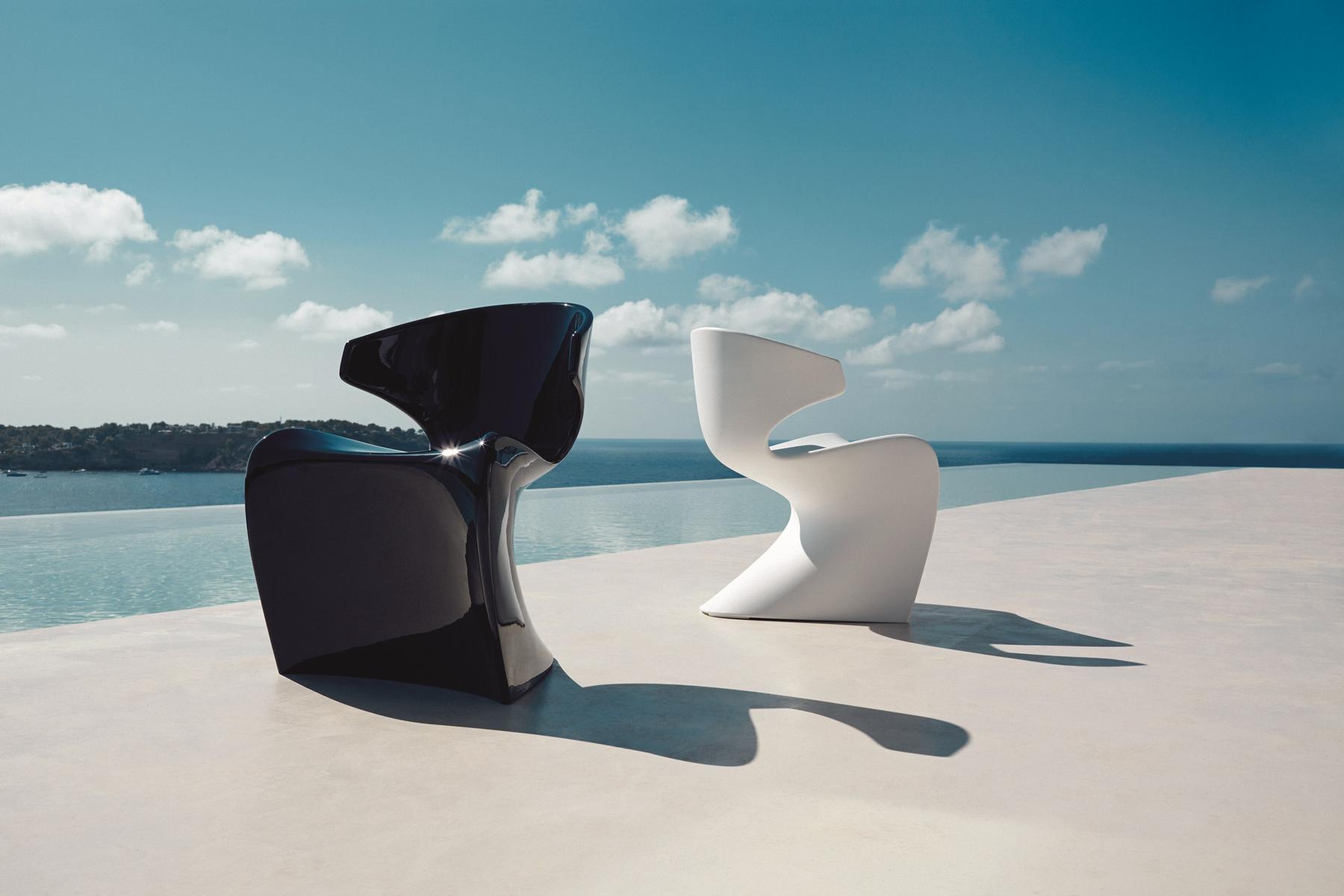 WING Cantilever chair with armrests