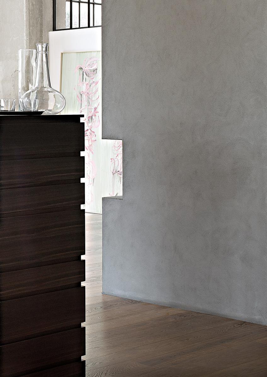 NINE Oak chest of drawers
