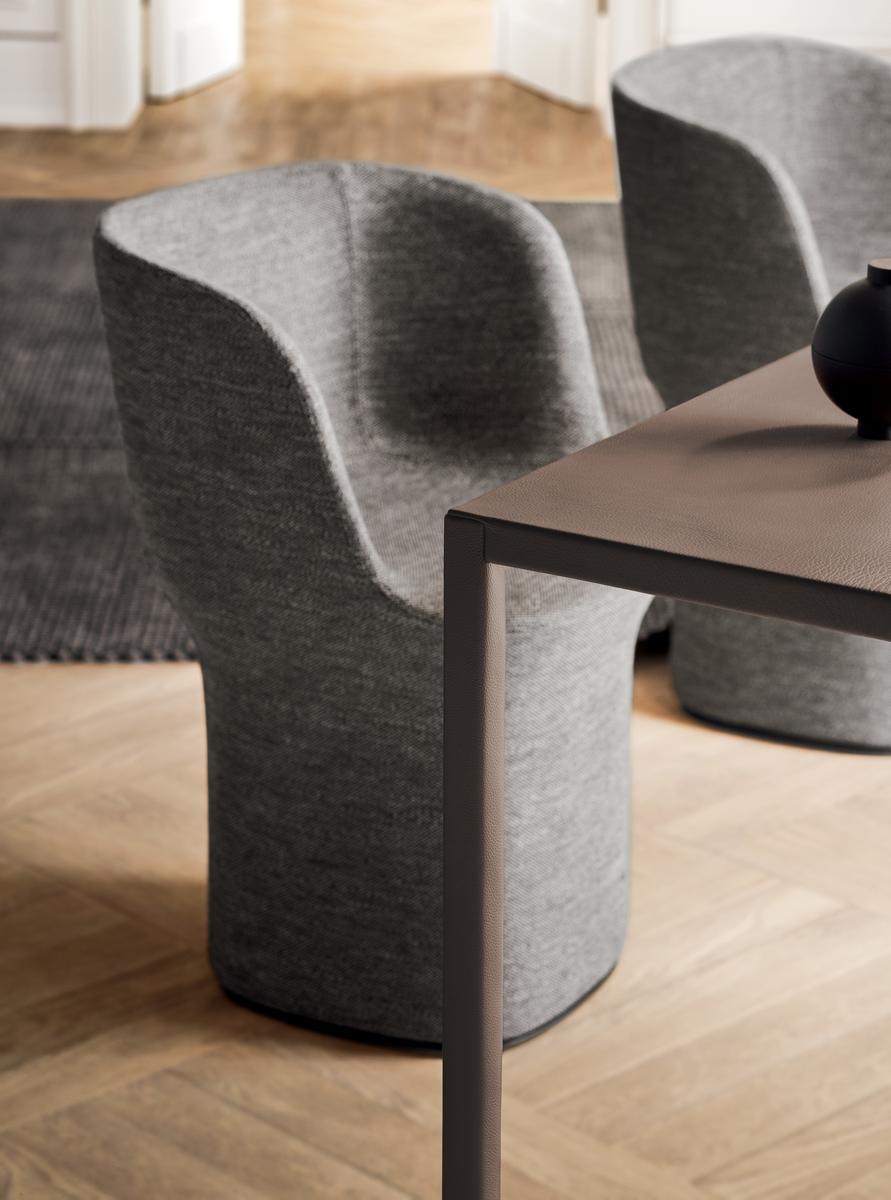 MONO Painted metal table