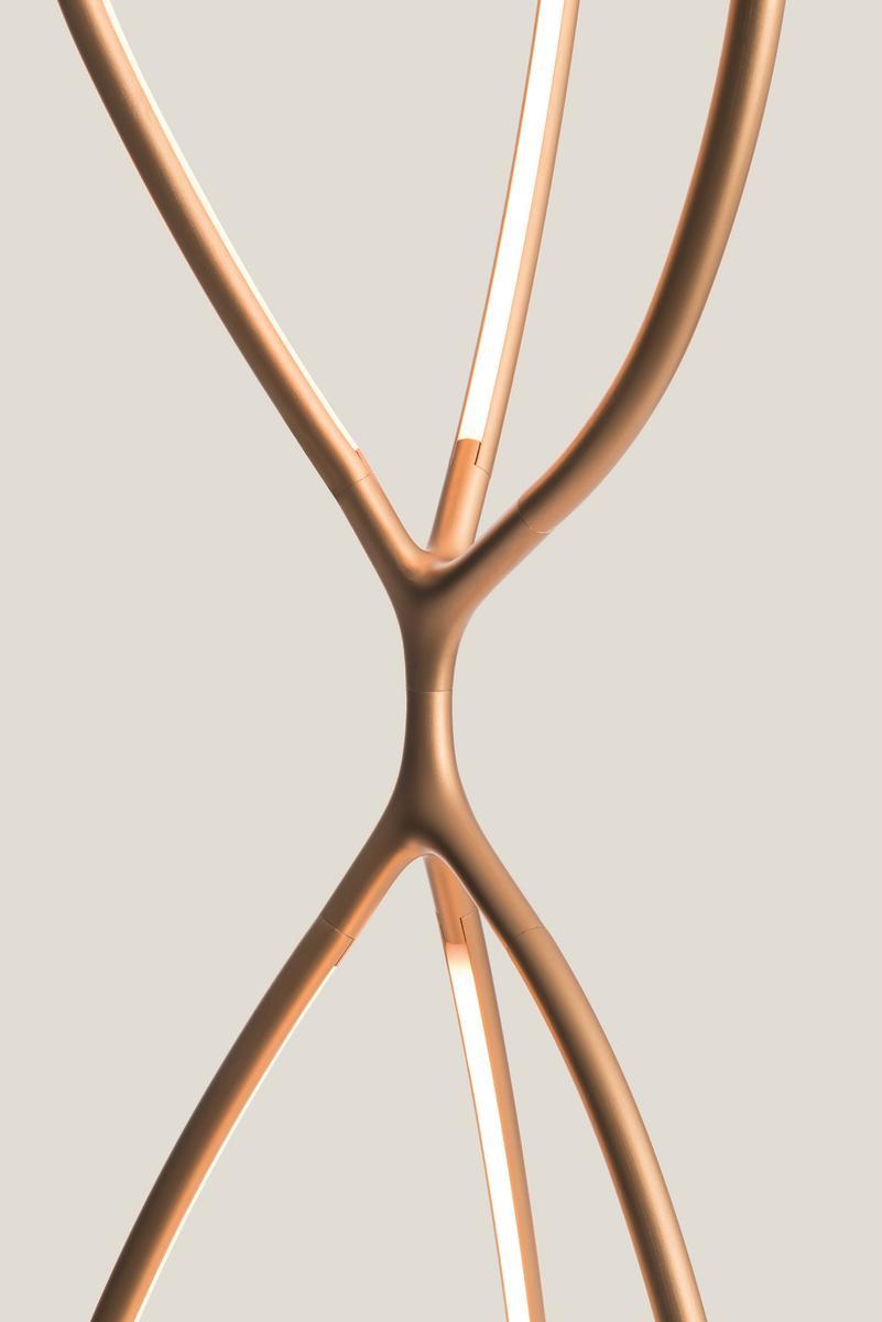 ARRIVAL Aluminium and silicone floor lamp
