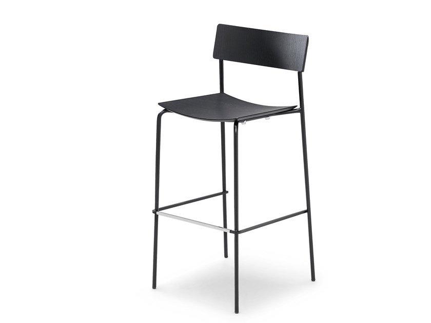 MITO H75 Wooden barstool with back