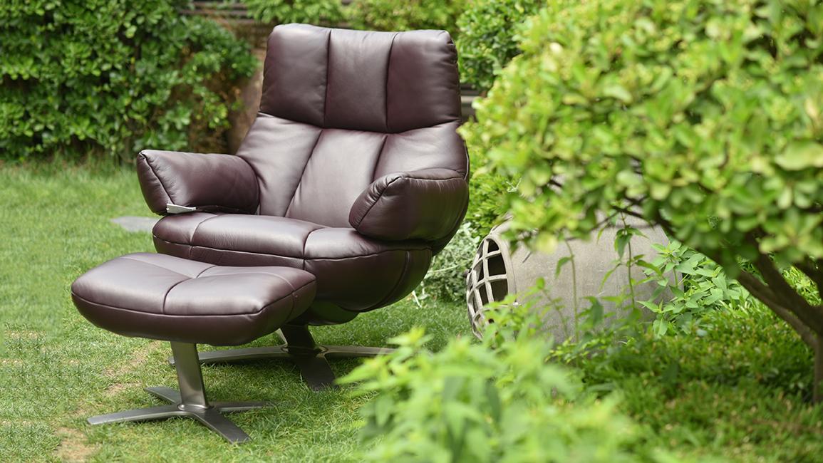 RE-VIVE MYWAY Recliner leather armchair with armrests