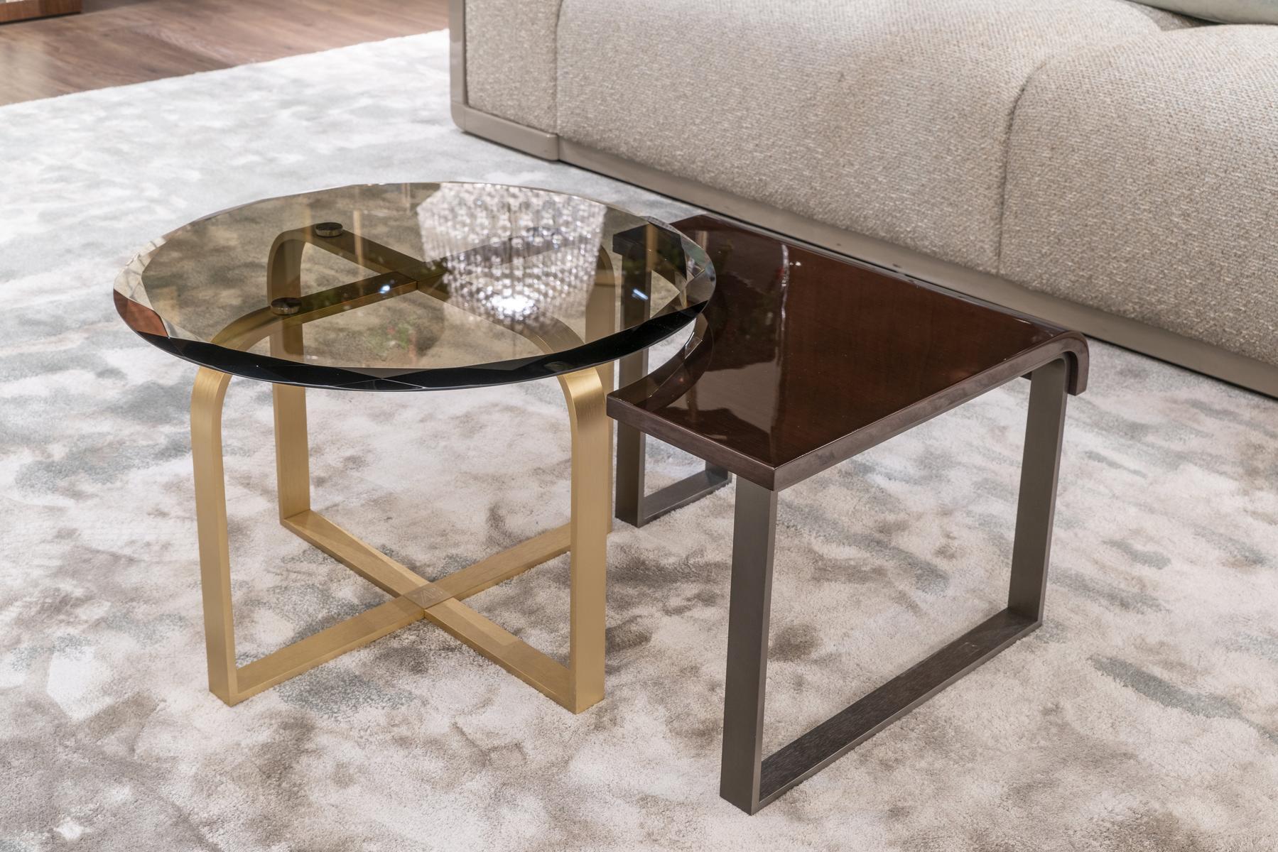 TULIP TRIS Metal coffee table and glass and walnut top