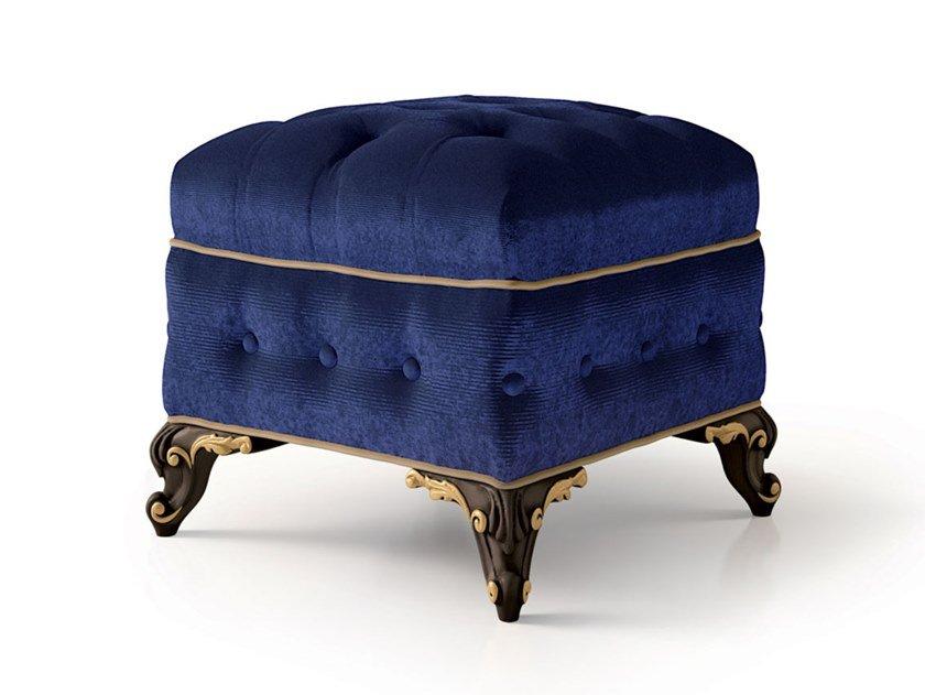 6588 Tufted square velvet pouf