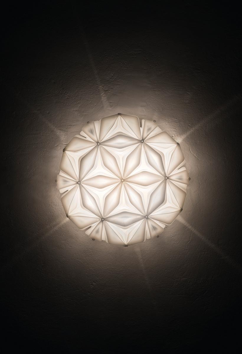 LA VIE Wall / ceiling lamp in Opalflex® and Lentiflex®