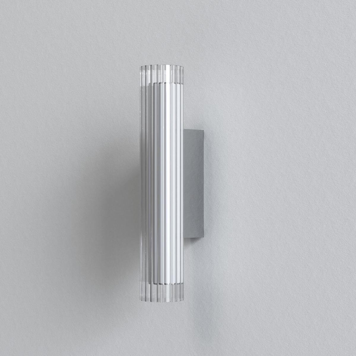 IO 420 LED glass wall light