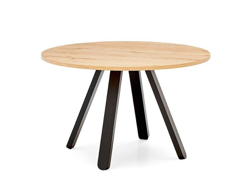 STECCO Round melamine-faced chipboard table with beech legs