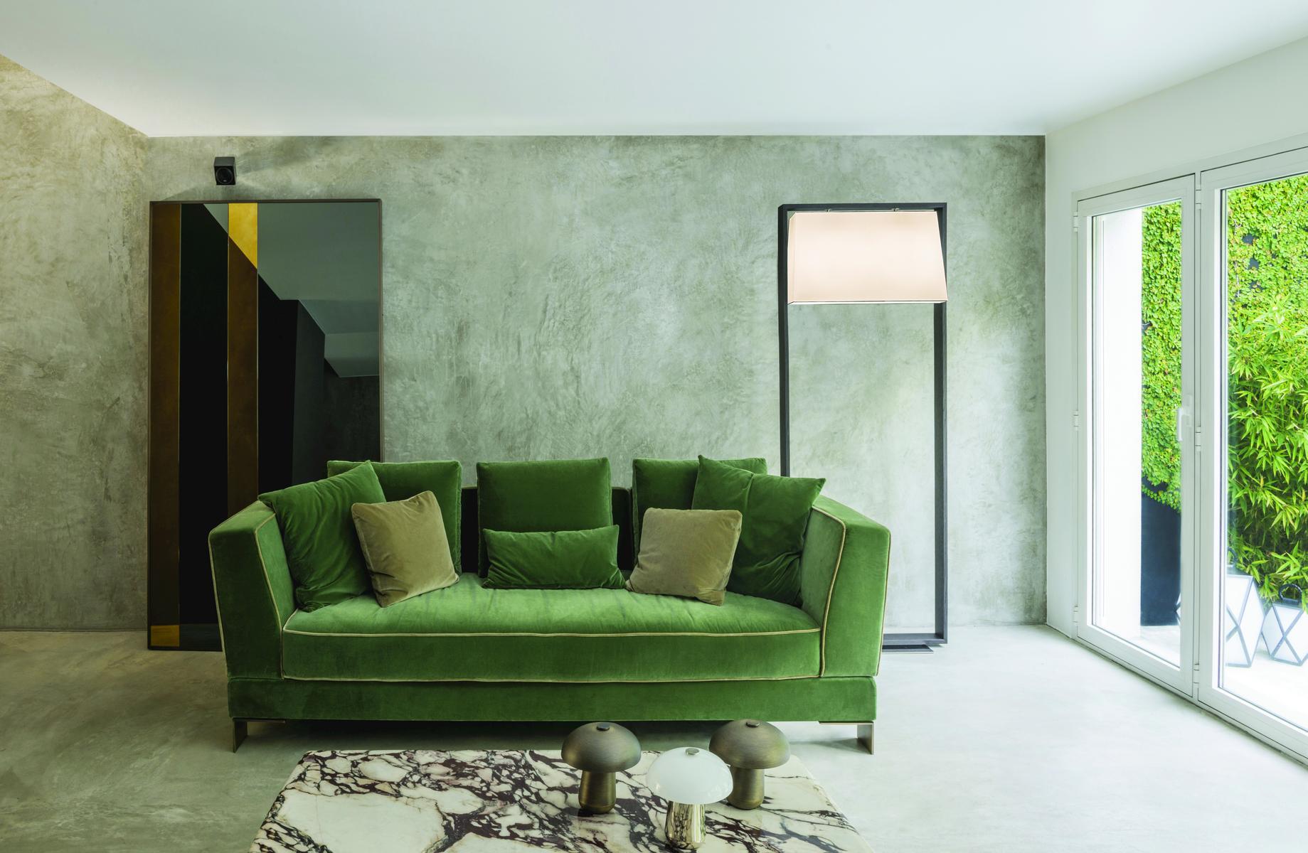 FRAME Oak floor lamp
