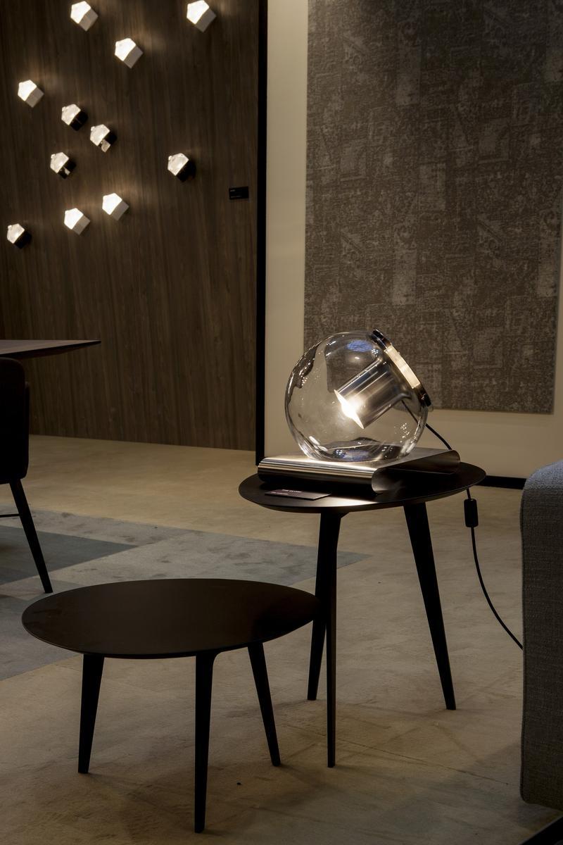 THE GLOBE - 228 Blown glass table lamp