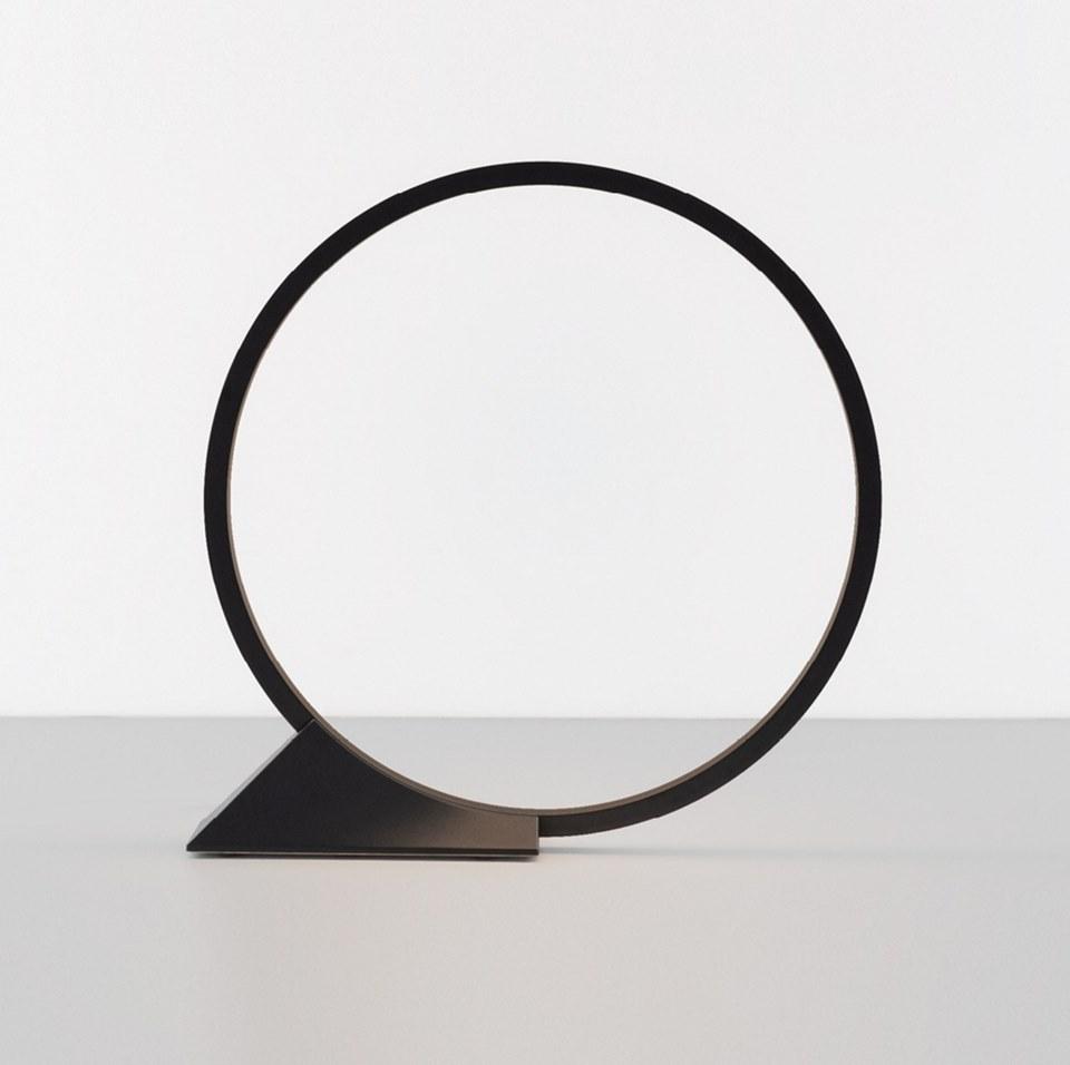 O' LED aluminium floor lamp