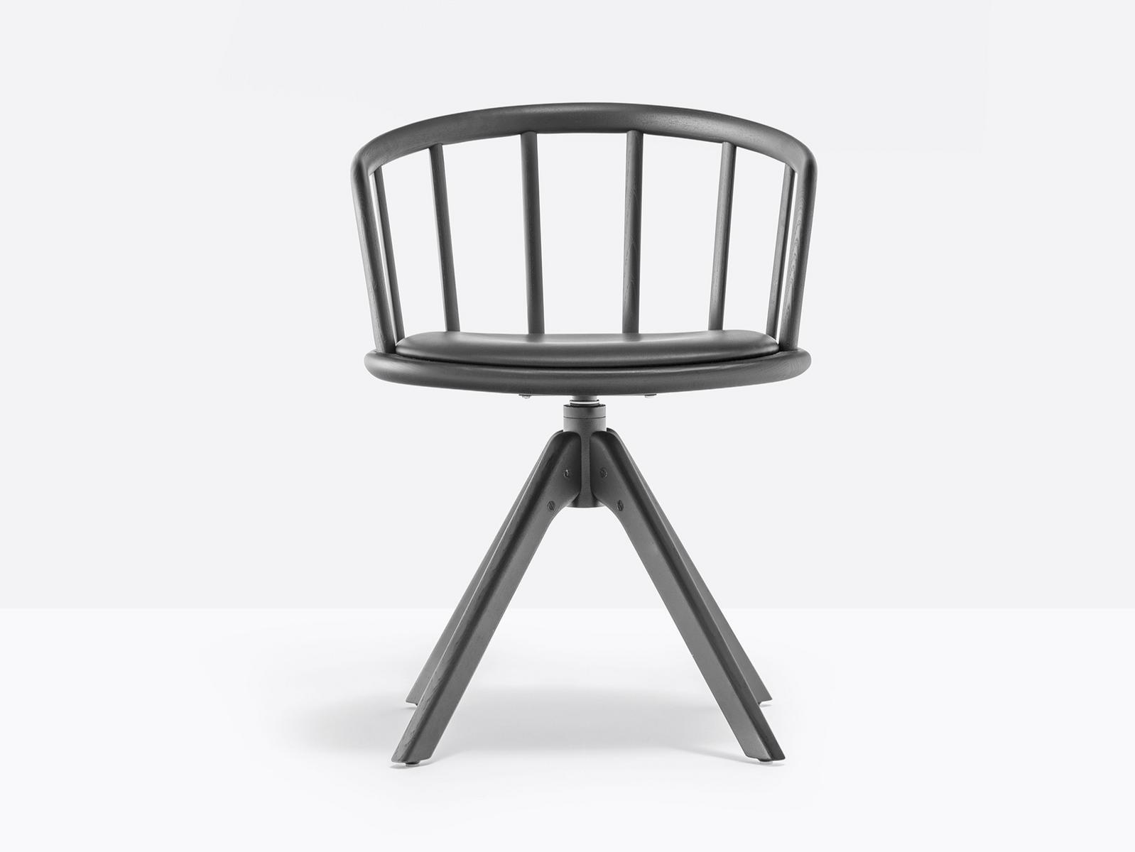 NYM 2846 Swivel trestle-based ash chair with armrests