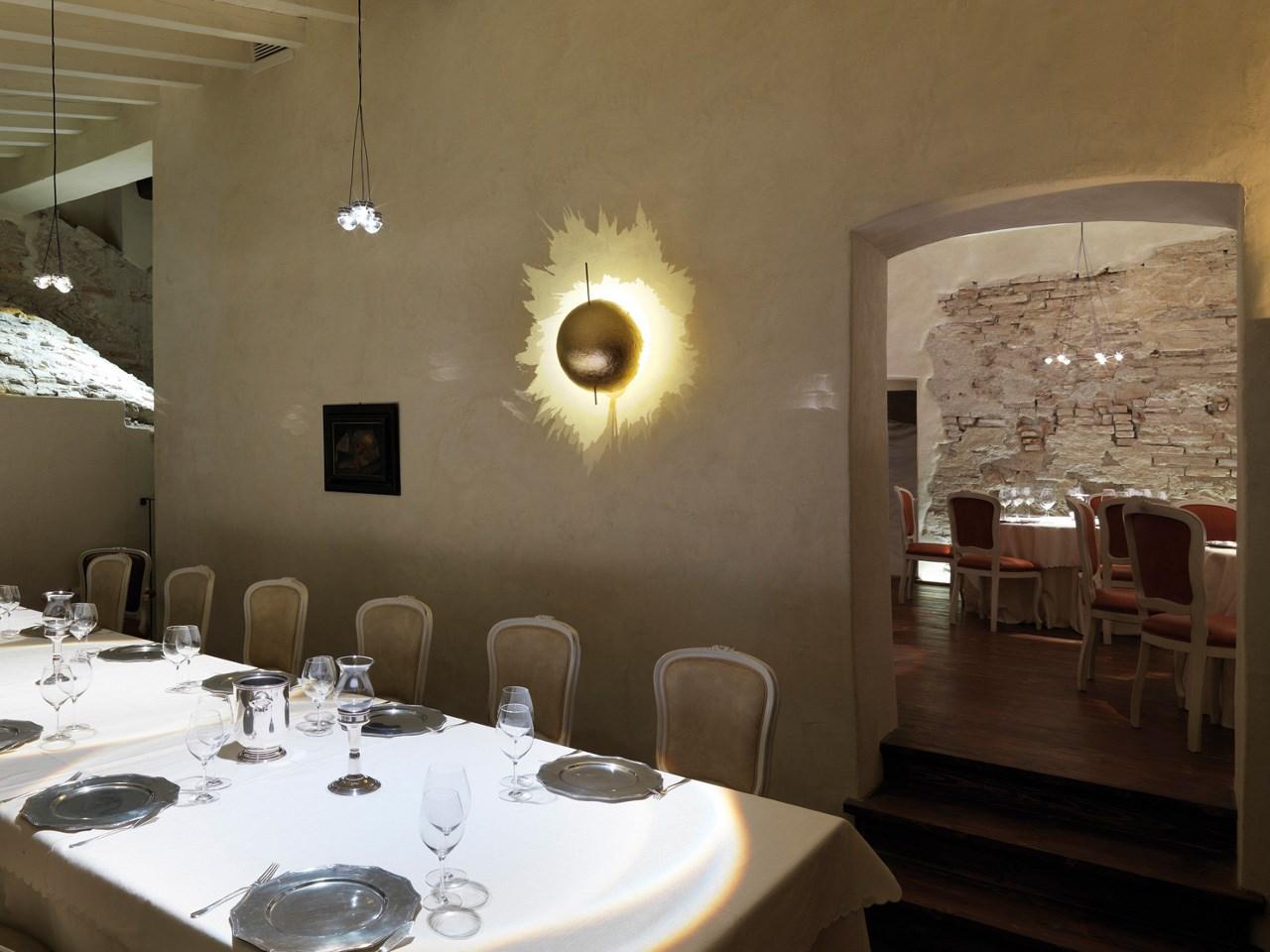 POSTKRISI W 21 / 40 / 60 LED wall light