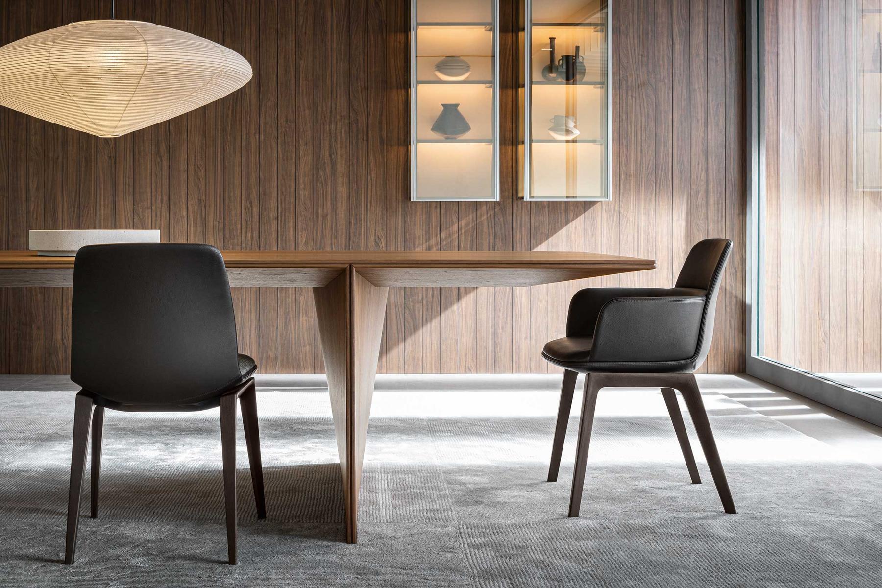 AVA Rectangular wooden table