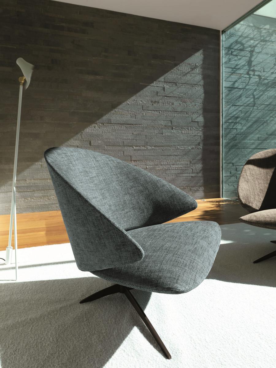 KOSTER Armchair with 4-spoke base