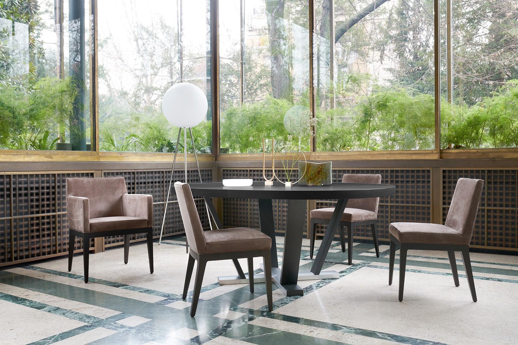 GRETA Upholstered leather chair with armrests