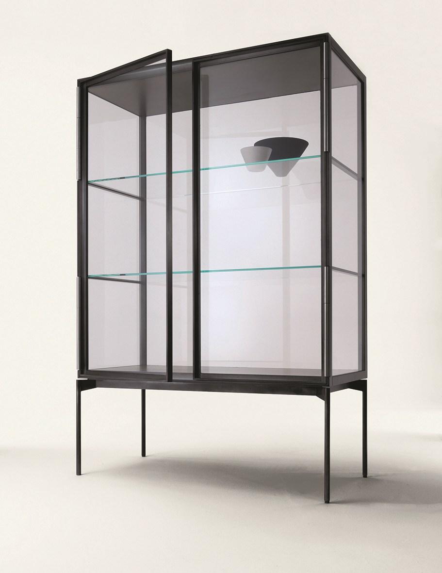GALERIST Glass and aluminium display cabinet
