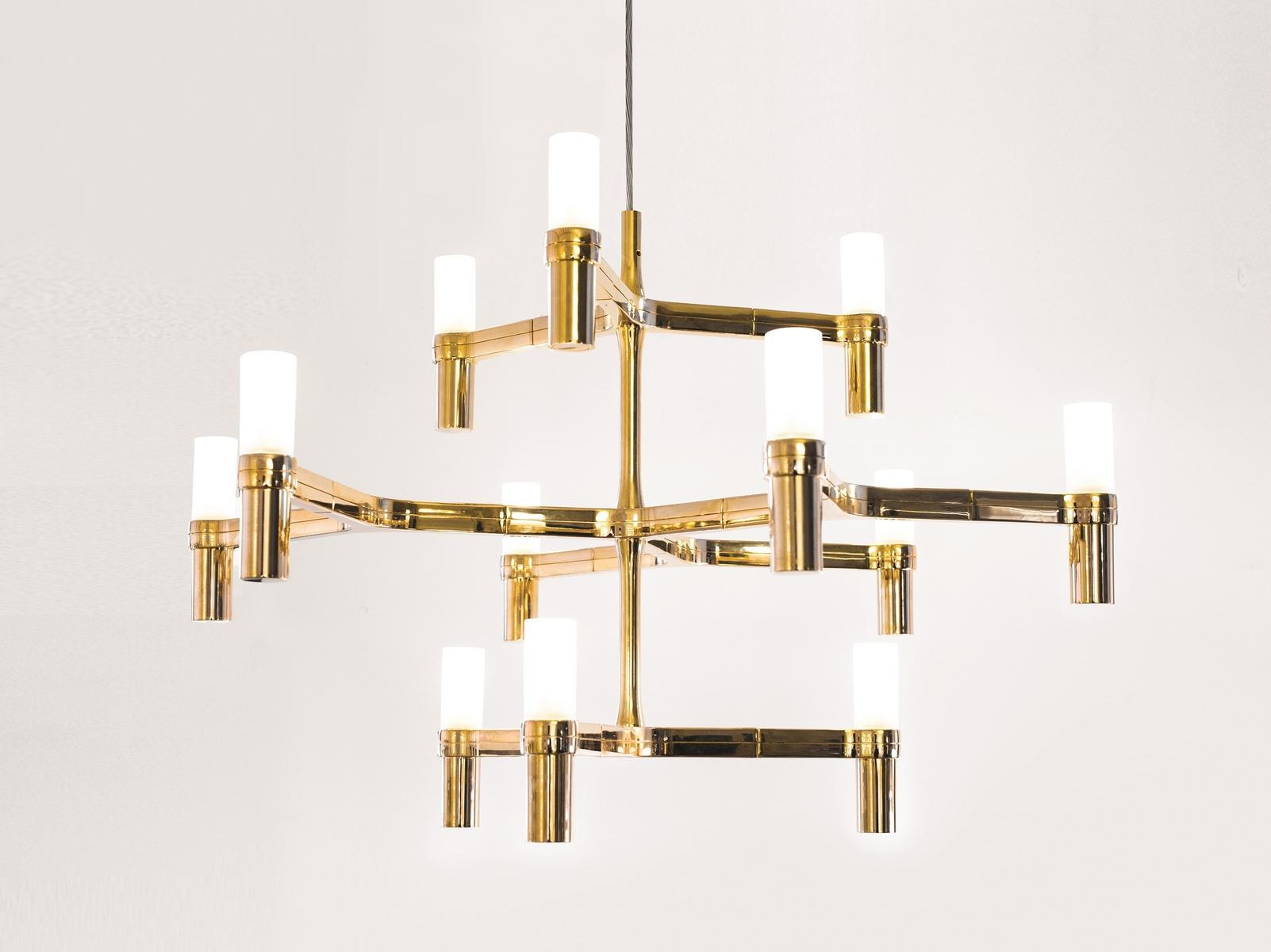 CROWN MINOR Die cast aluminium chandelier