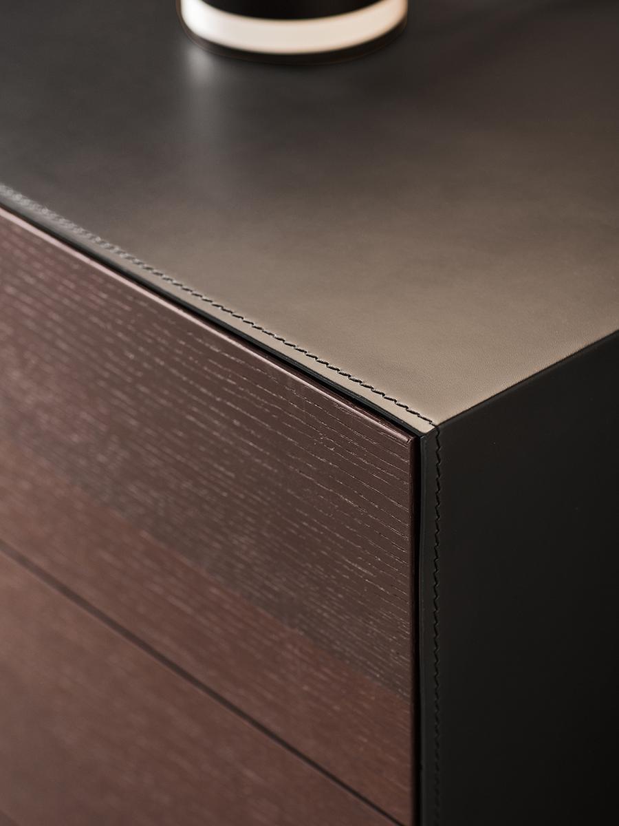 NORMA Wooden chest of drawers with integrated handles
