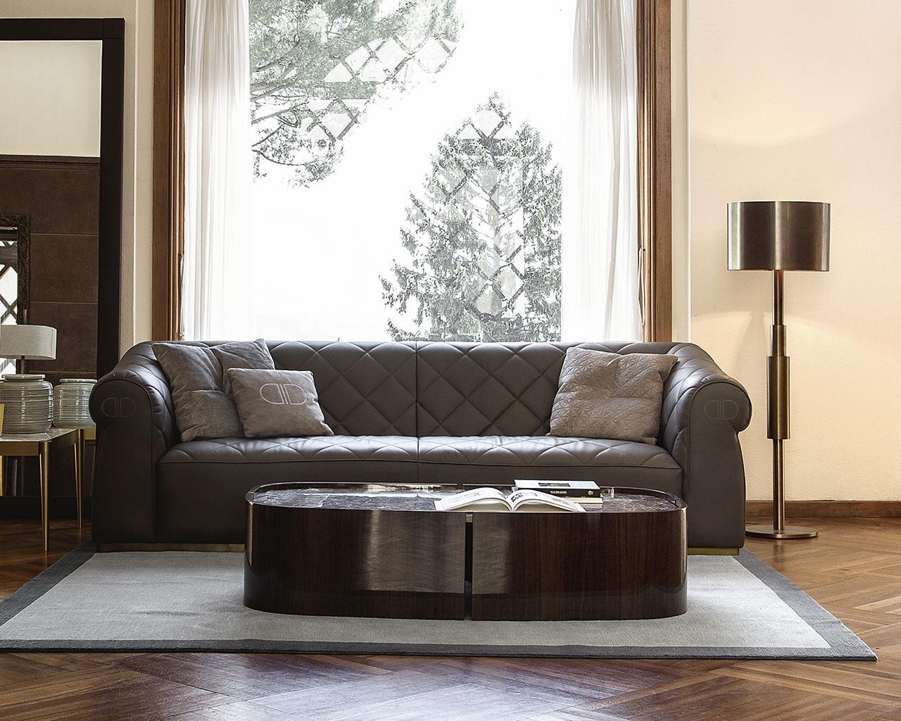 MARK Curved velvet sofa