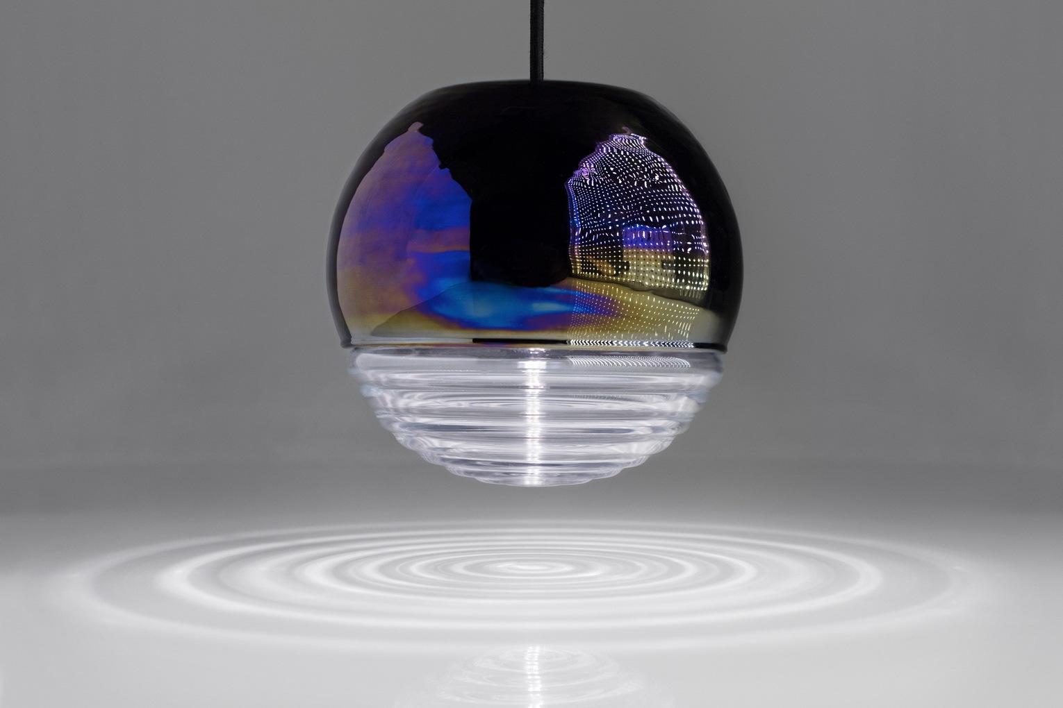 FLASK Glass pendant lamp in a contemporary style