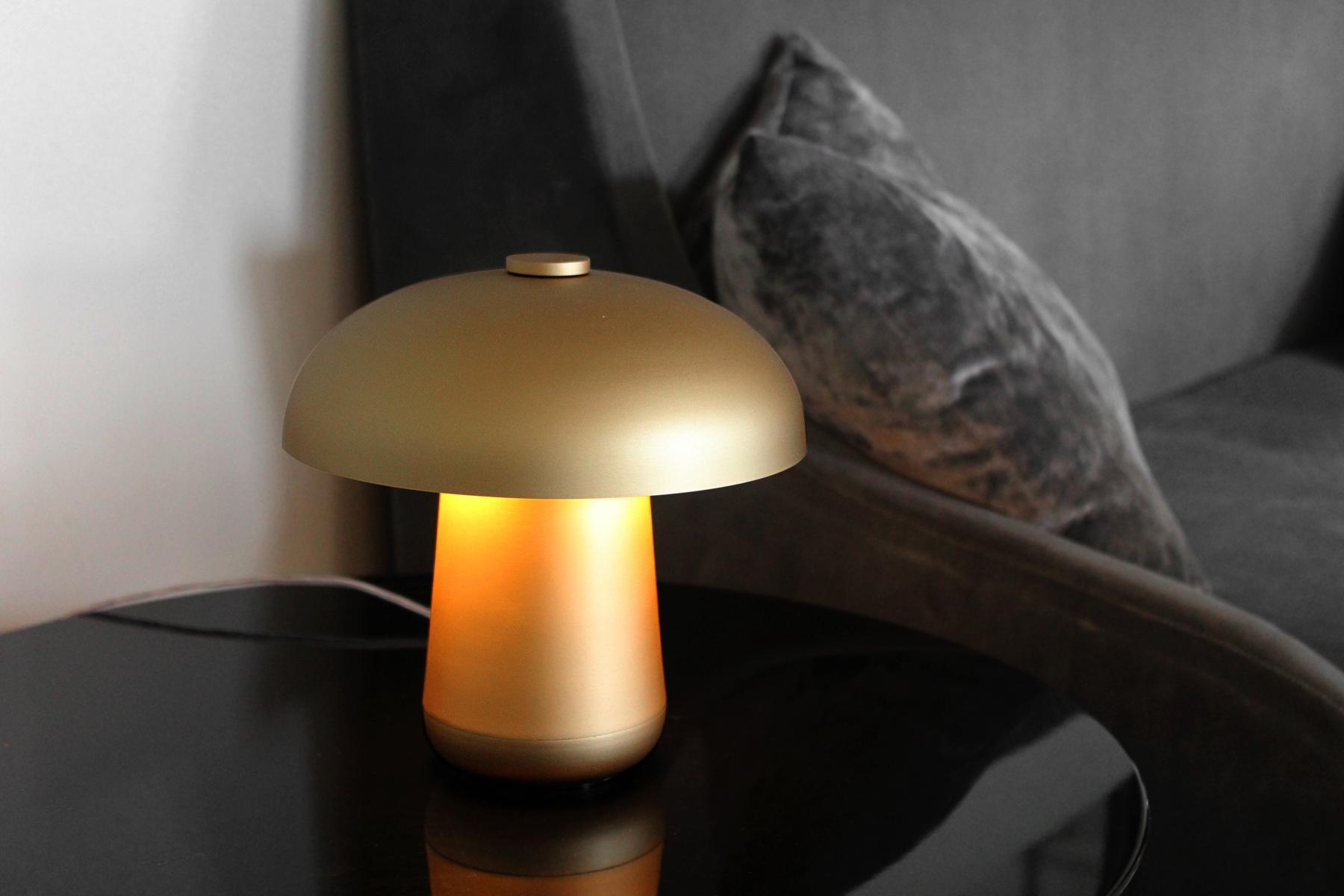 ONGO BATTERY LED cordless table lamp