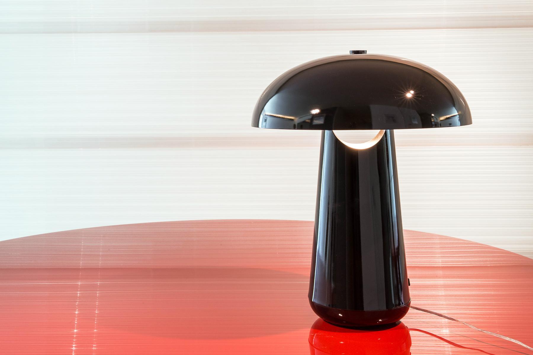 ONGO XL LED cordless table lamp