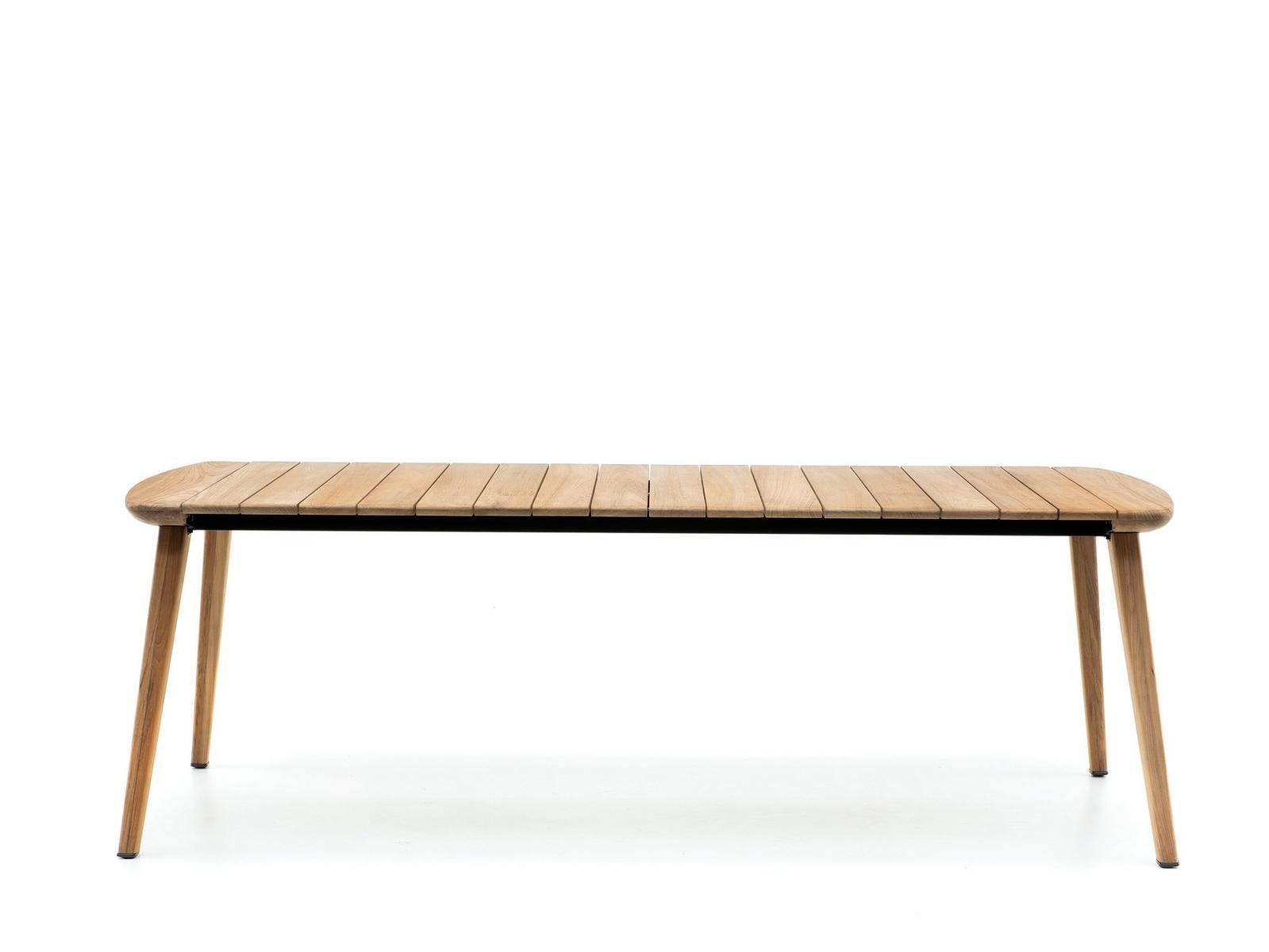 FYNN OUTDOOR Teak garden table